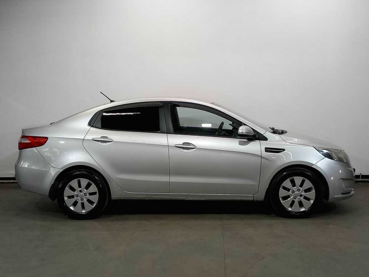 Kia Rio б/у, 2013, Автоматическая. Фото: #3