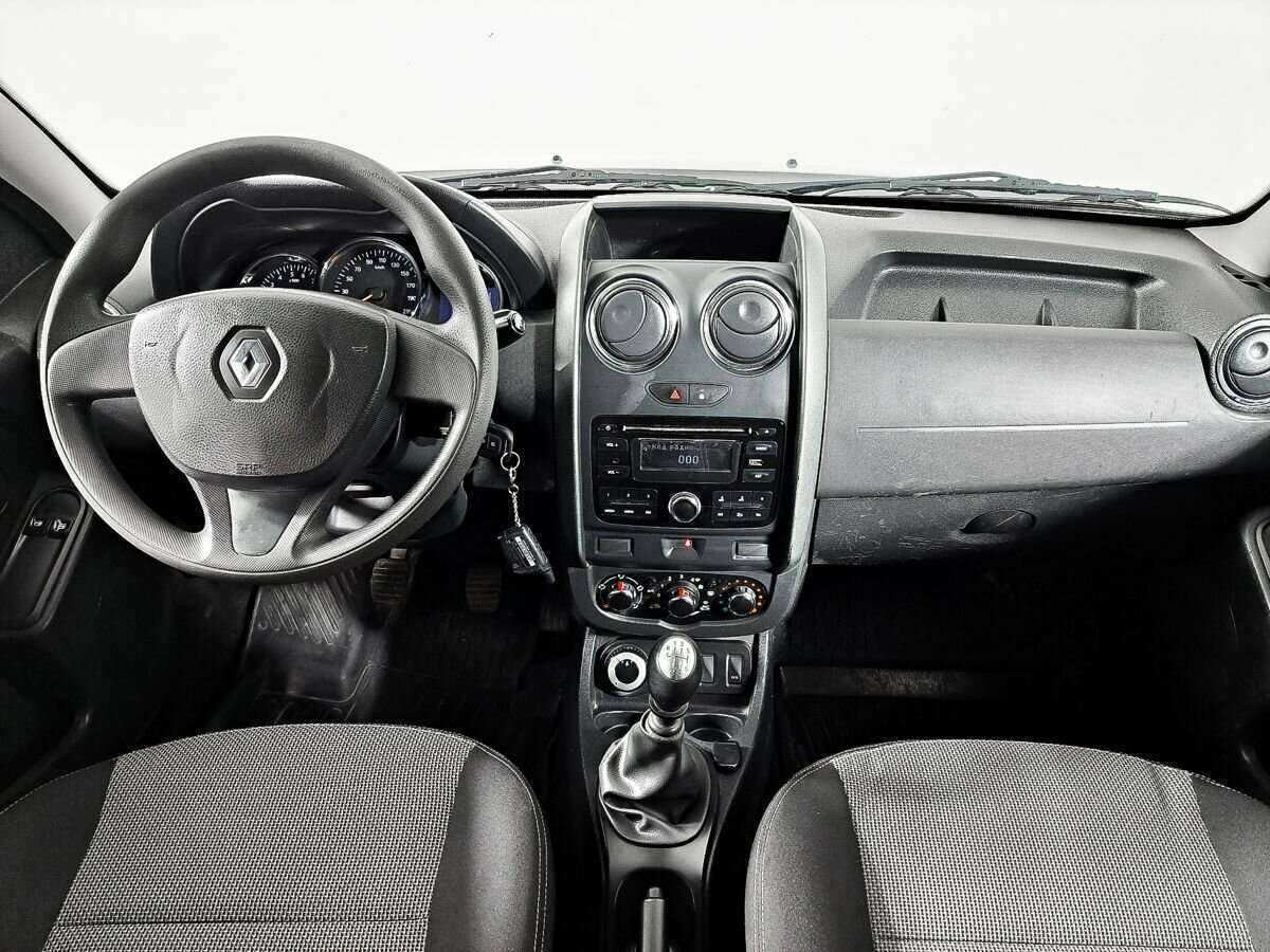 Renault Duster б/у, 2016, Механическая. Фото: #10