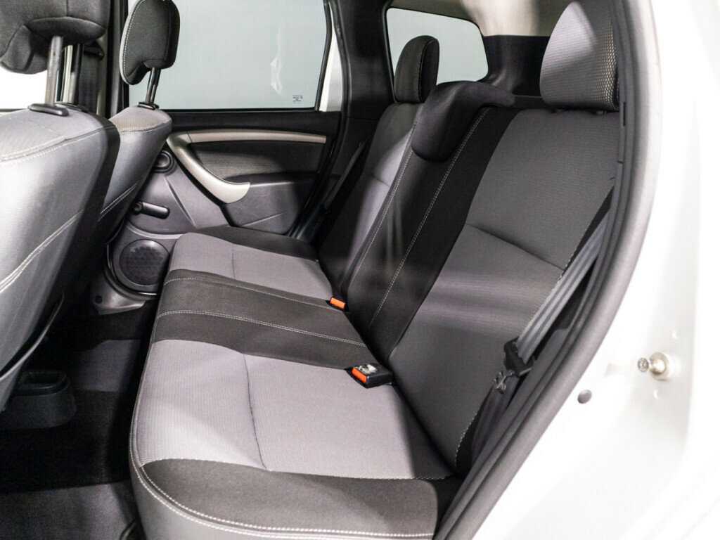 Renault Duster б/у, 2015, Автоматическая. Фото: #9