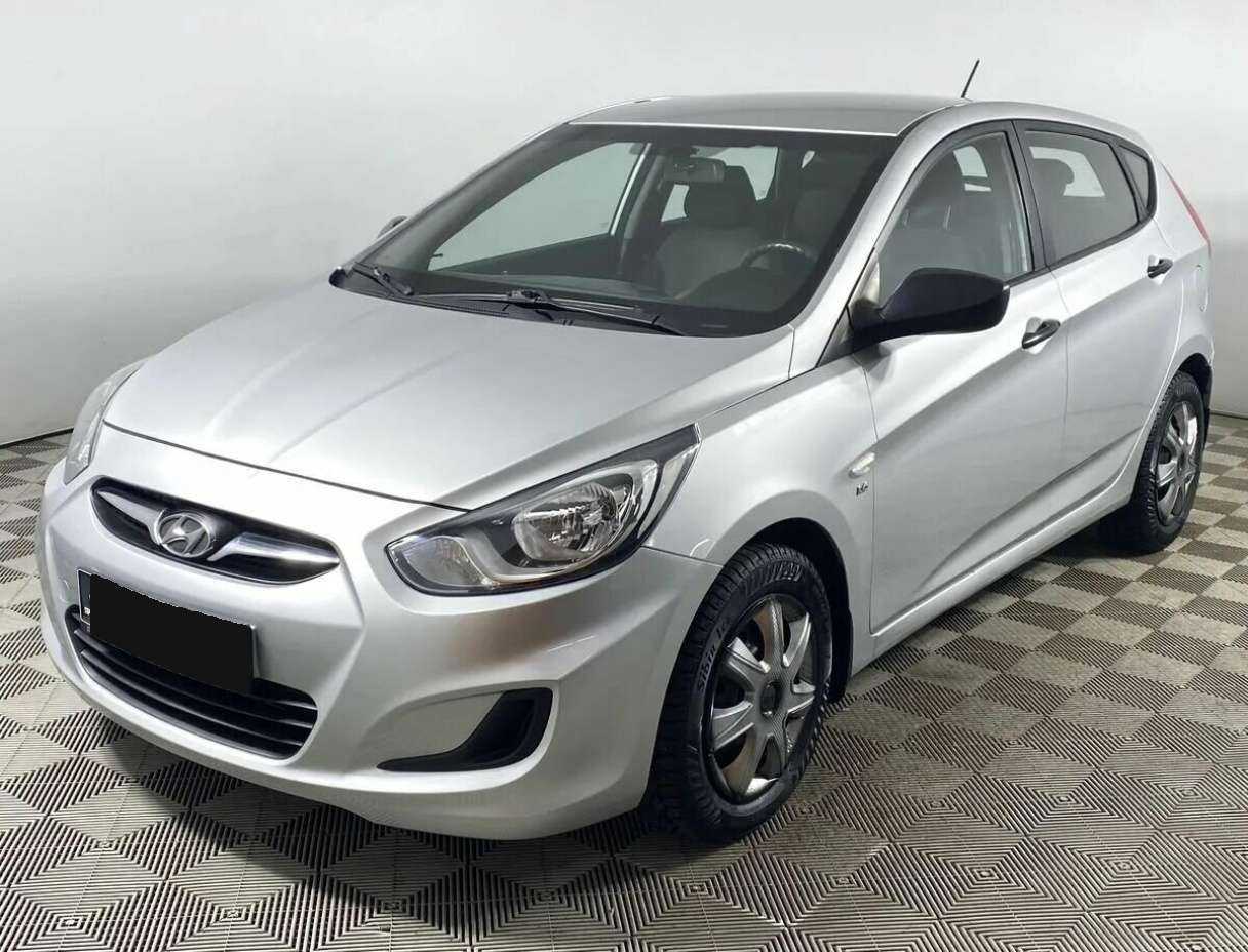 Hyundai Solaris б/у, 2014, Автоматическая. Посмотреть фото