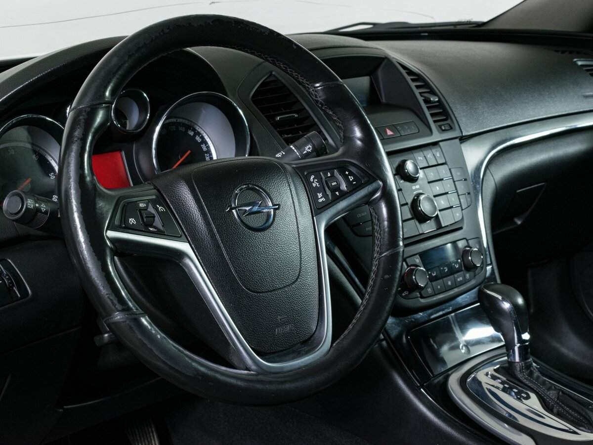 Opel Insignia б/у, 2012, Автоматическая. Фото: #13
