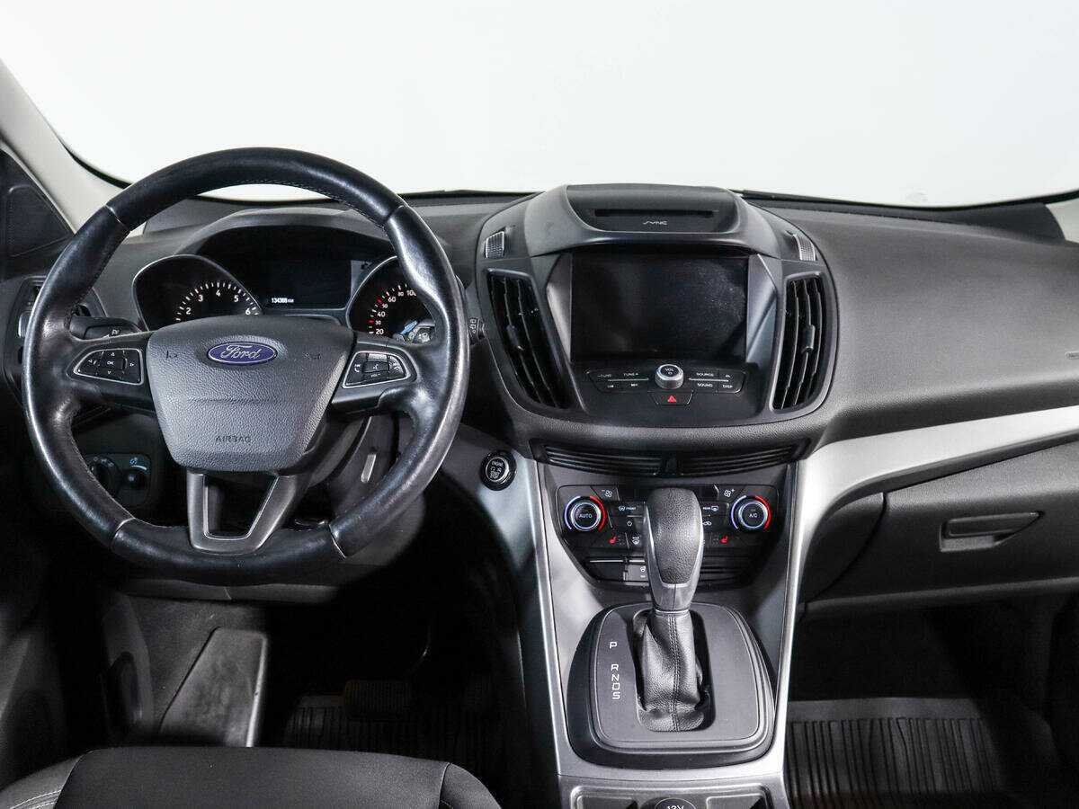 Ford Kuga б/у, 2017, Автоматическая. Фото: #9