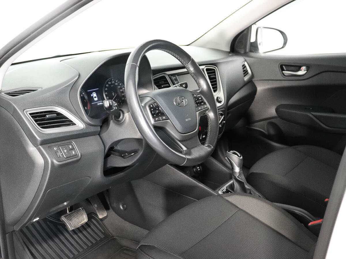 Hyundai Solaris б/у, 2020, Автоматическая. Фото: #9