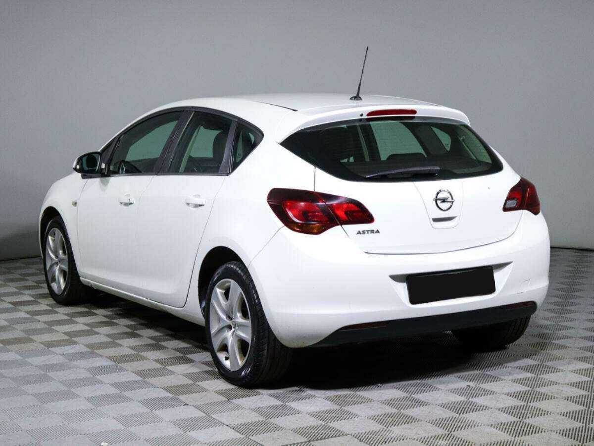 Opel Astra б/у, 2012, Автоматическая. Фото: #5