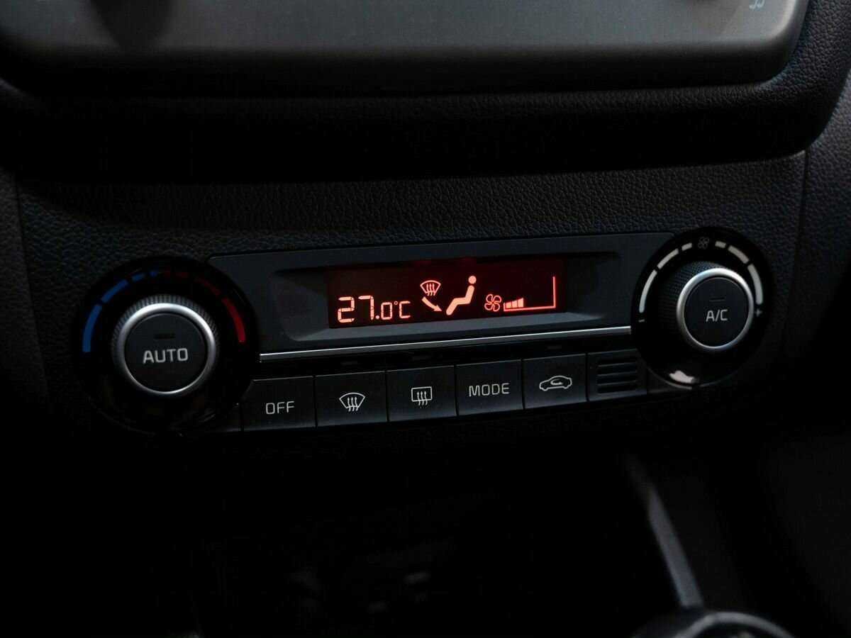Kia Rio б/у, 2015, Автоматическая. Фото: #20