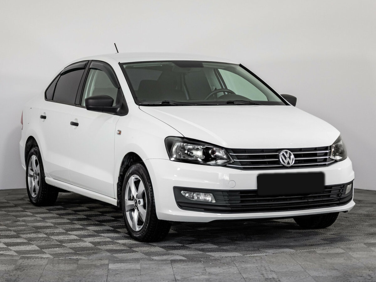 Volkswagen Polo б/у, 2016, Автоматическая. Фото: #2