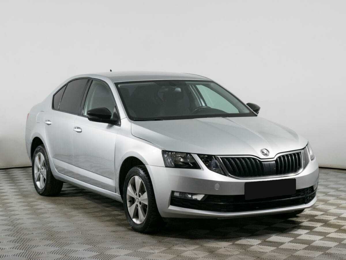 Skoda Octavia б/у, 2017, Автоматическая. Фото: #2