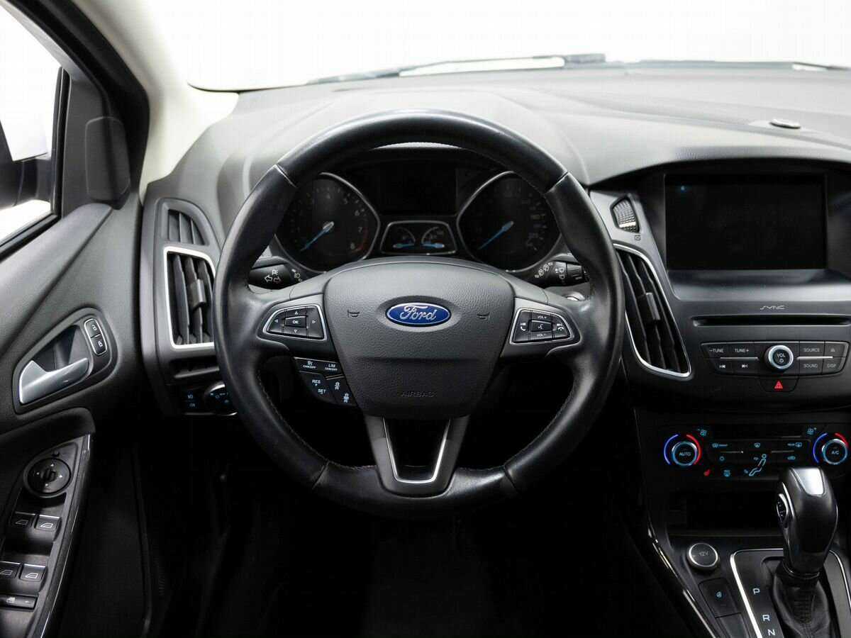 Ford Focus б/у, 2017, Автоматическая. Фото: #11
