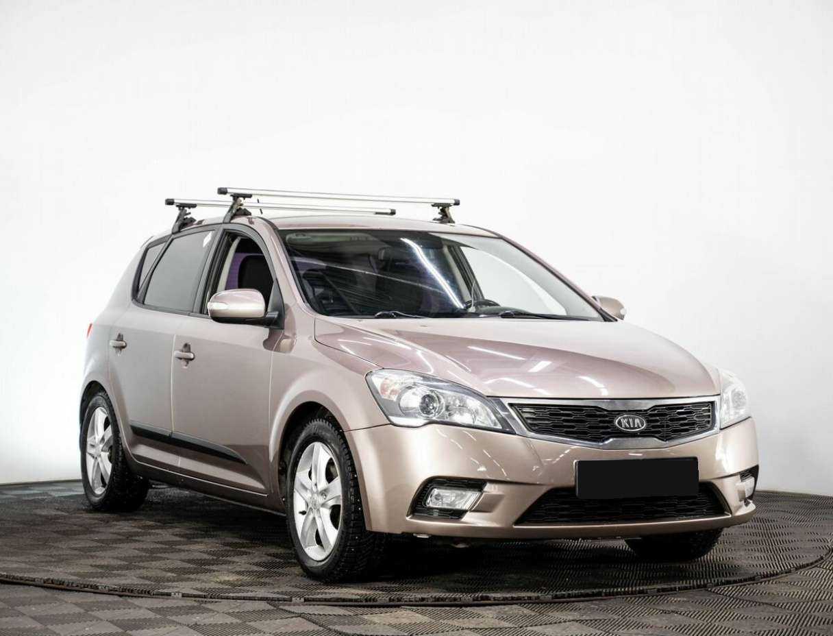 Kia Ceed б/у, 2012, Автоматическая. Фото: #2