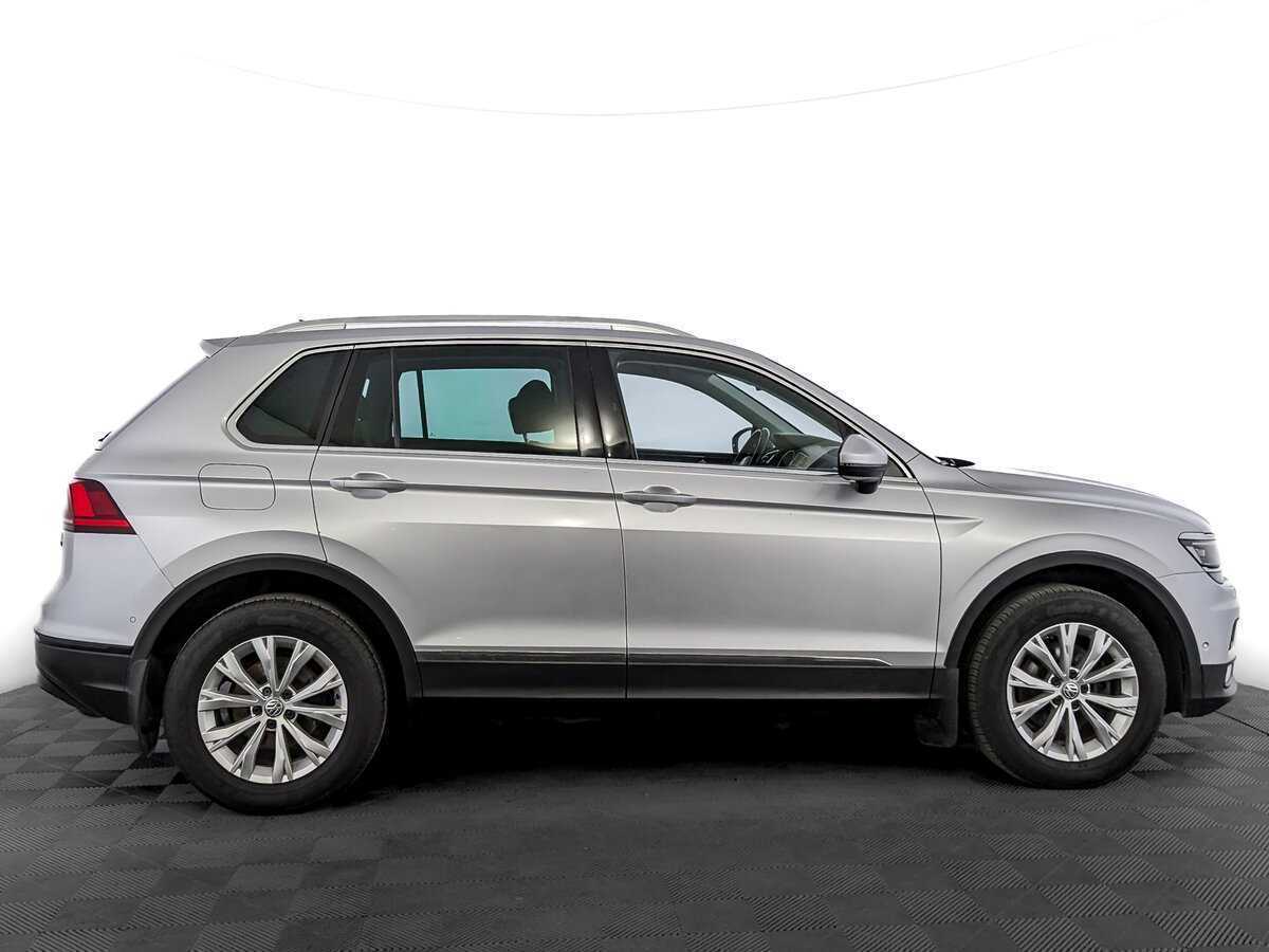 Volkswagen Tiguan б/у, 2017, Роботизированная. Фото: #3