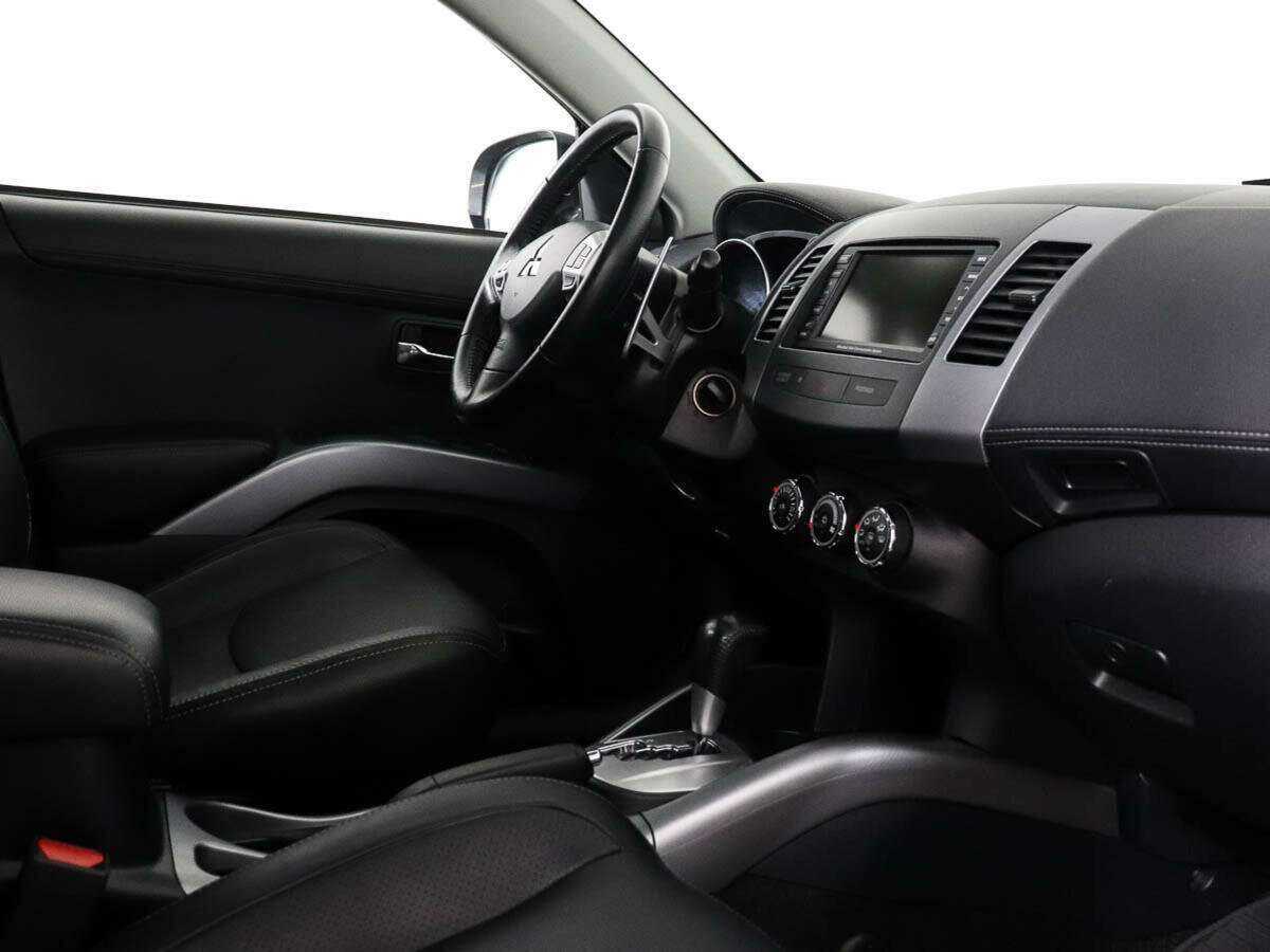 Mitsubishi Outlander б/у, 2012, Автоматическая. Фото: #6