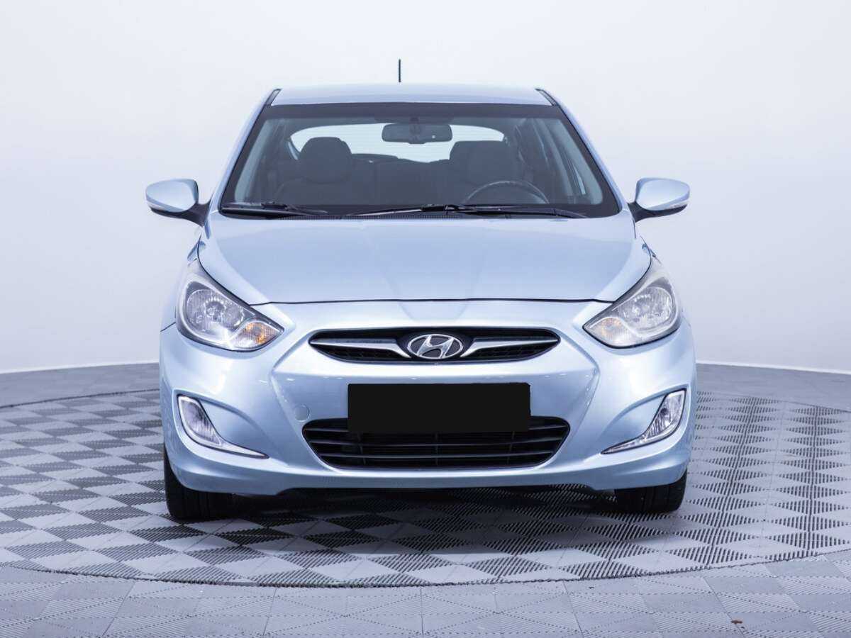 Hyundai Solaris б/у, 2012, Автоматическая. Фото: #1