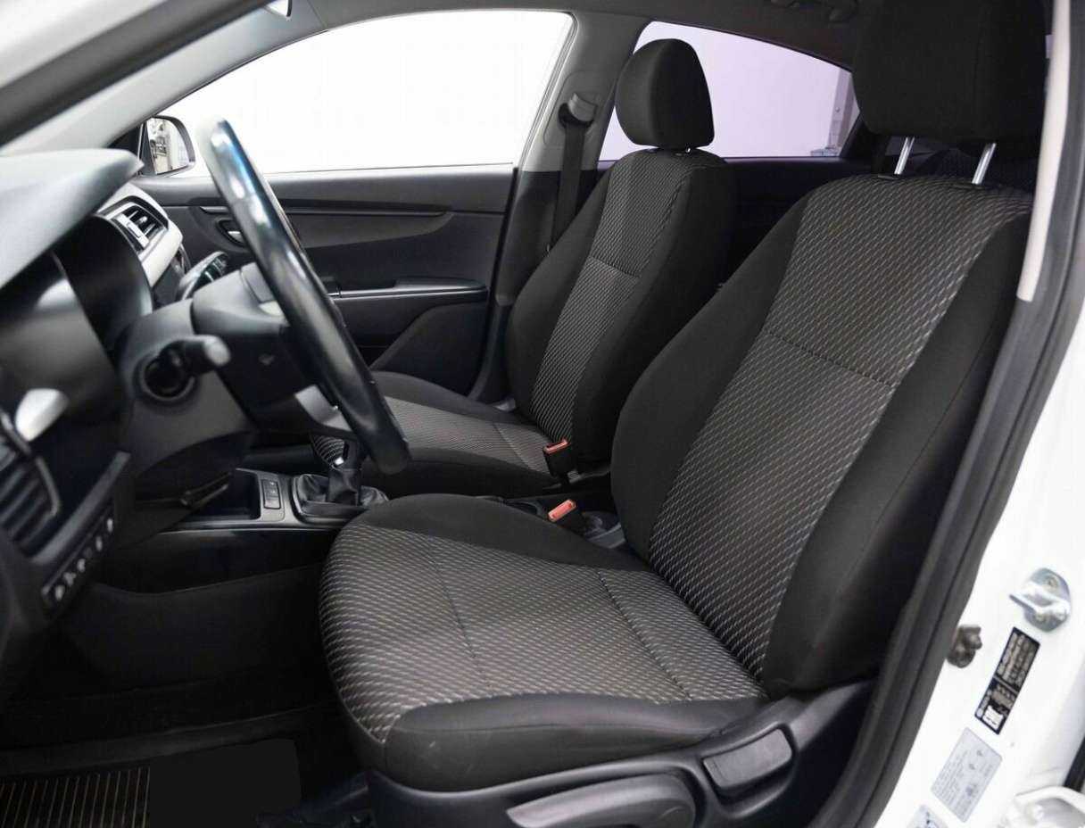 Kia Rio б/у, 2018, Механическая. Фото: #7