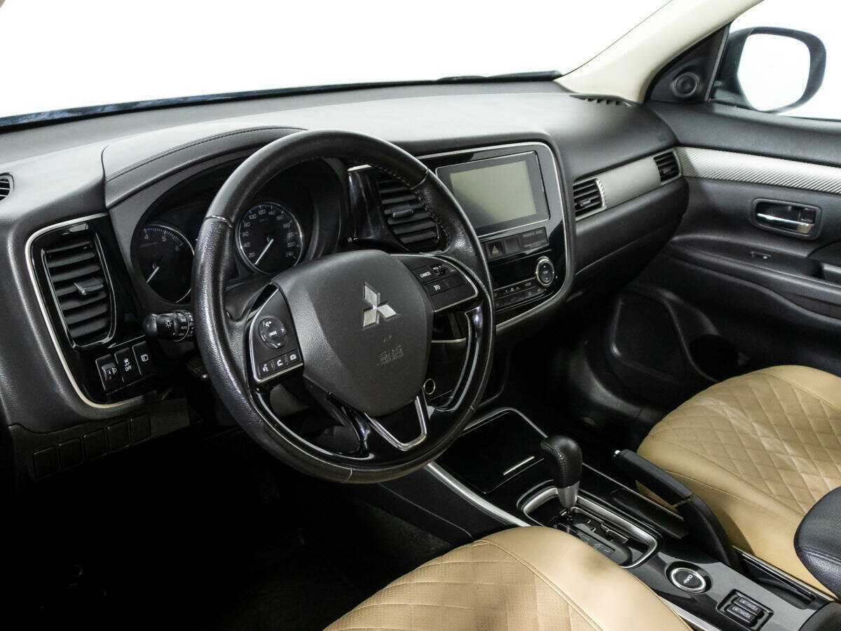 Mitsubishi Outlander б/у, 2018, Вариатор. Фото: #10