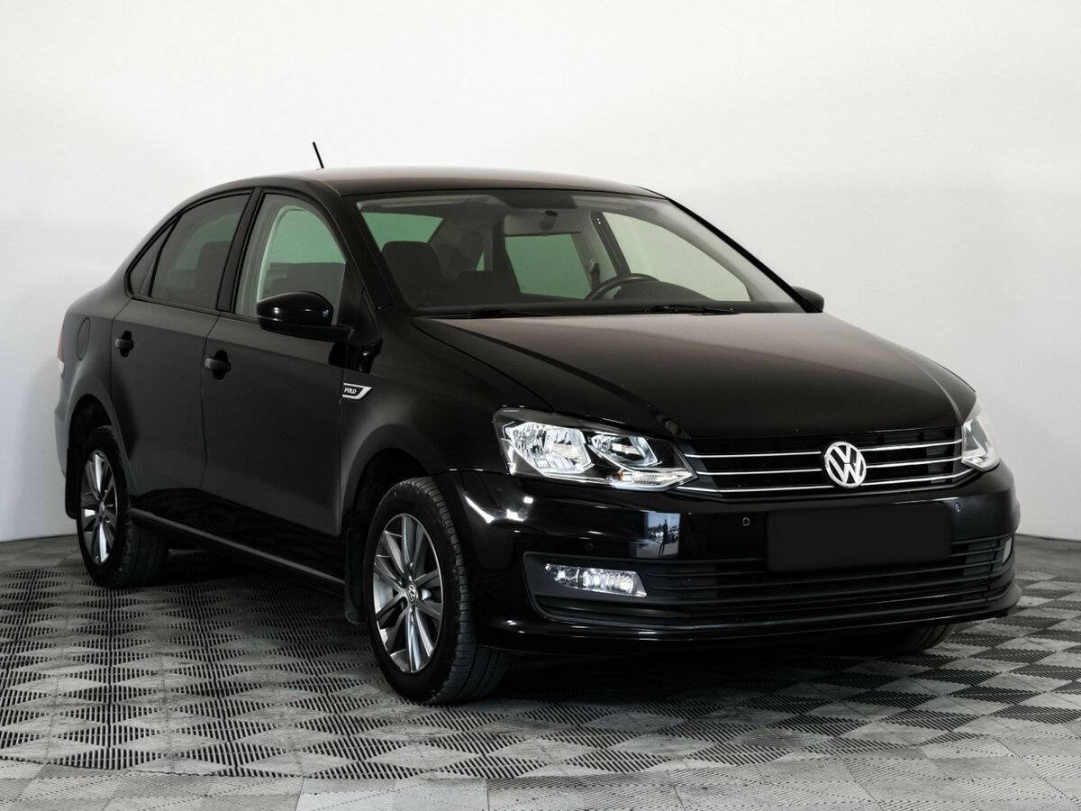 Volkswagen Polo б/у, 2019, Механическая. Фото: #2