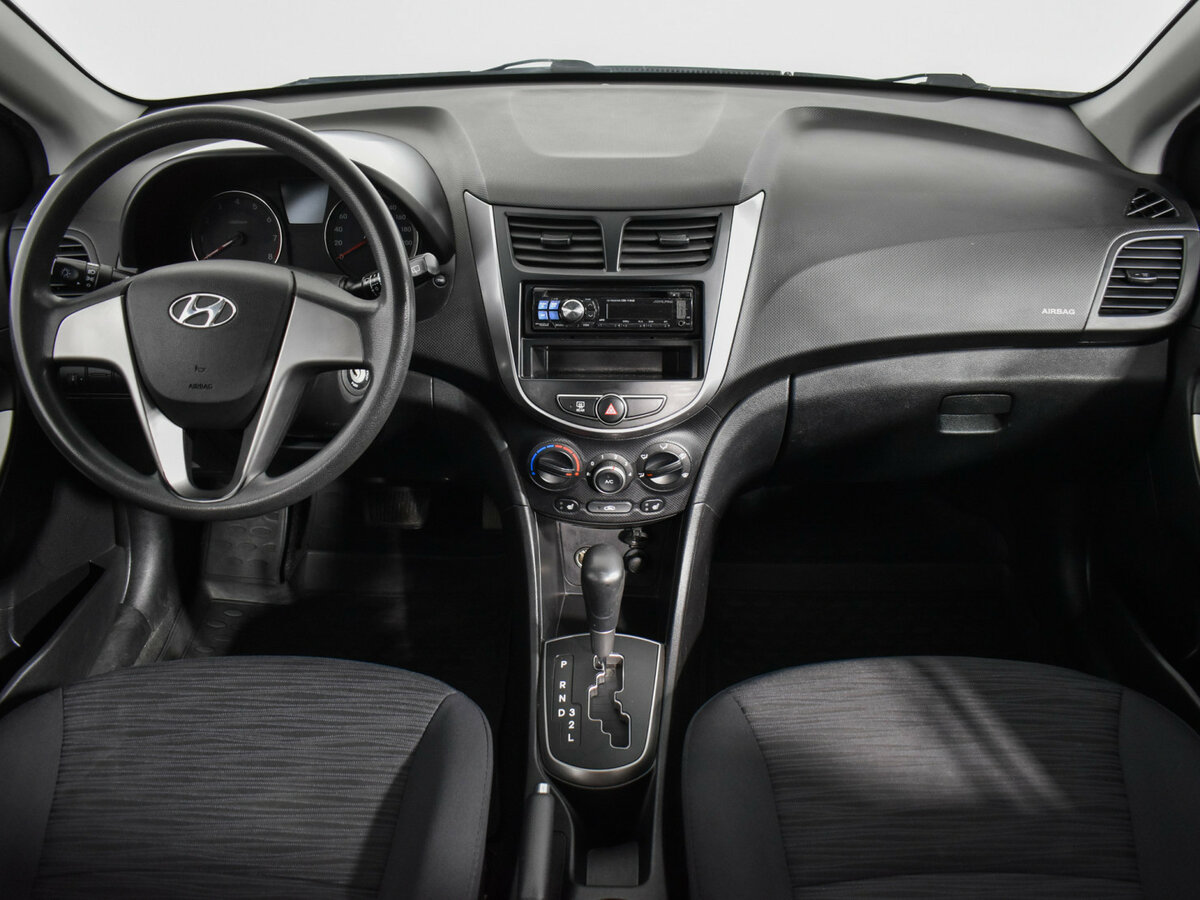 Hyundai Solaris б/у, 2015, Автоматическая. Фото: #12