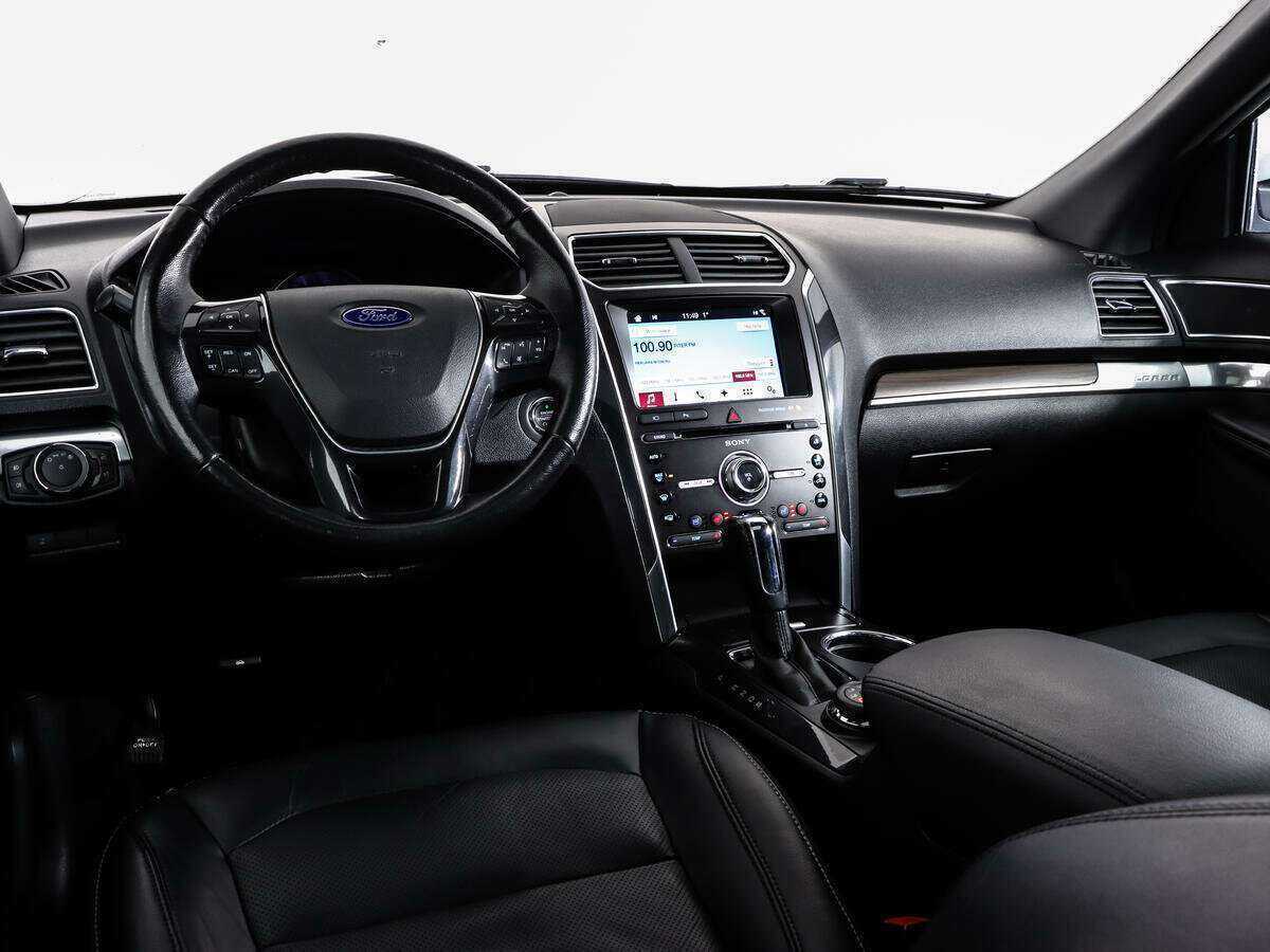 Ford Explorer б/у, 2017, Автоматическая. Фото: #10
