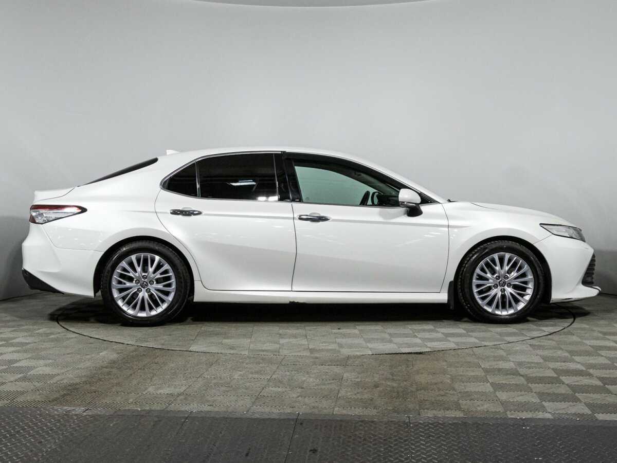 Toyota Camry б/у, 2018, Автоматическая. Фото: #3