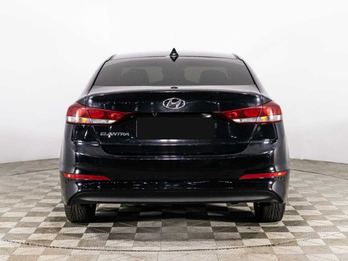Hyundai Elantra б/у, 2017, Механическая. Фото: #5