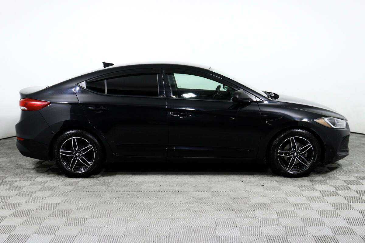 Hyundai Elantra б/у, 2018, Автоматическая. Фото: #3