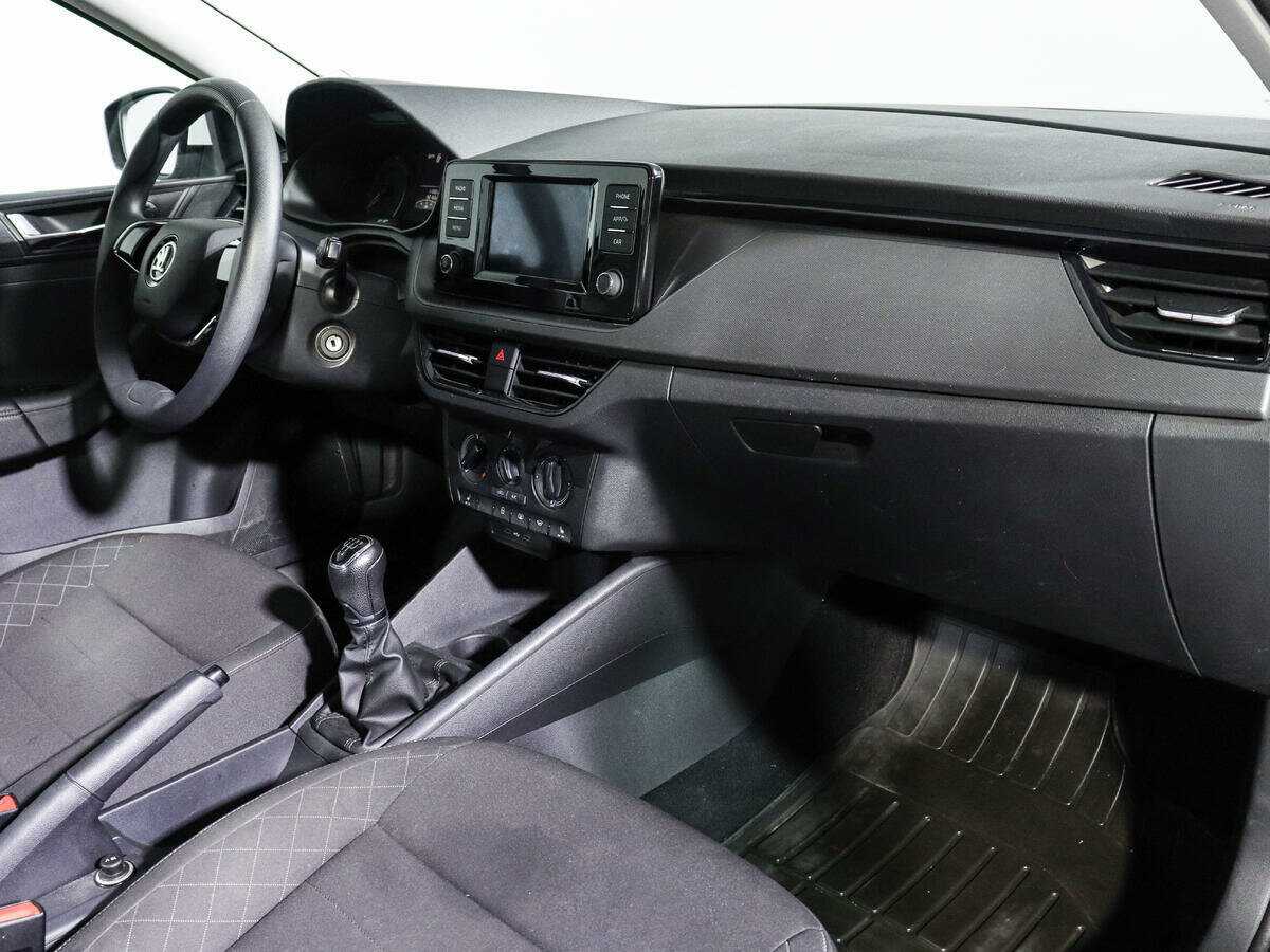 Skoda Rapid б/у, 2020, Механическая. Фото: #8