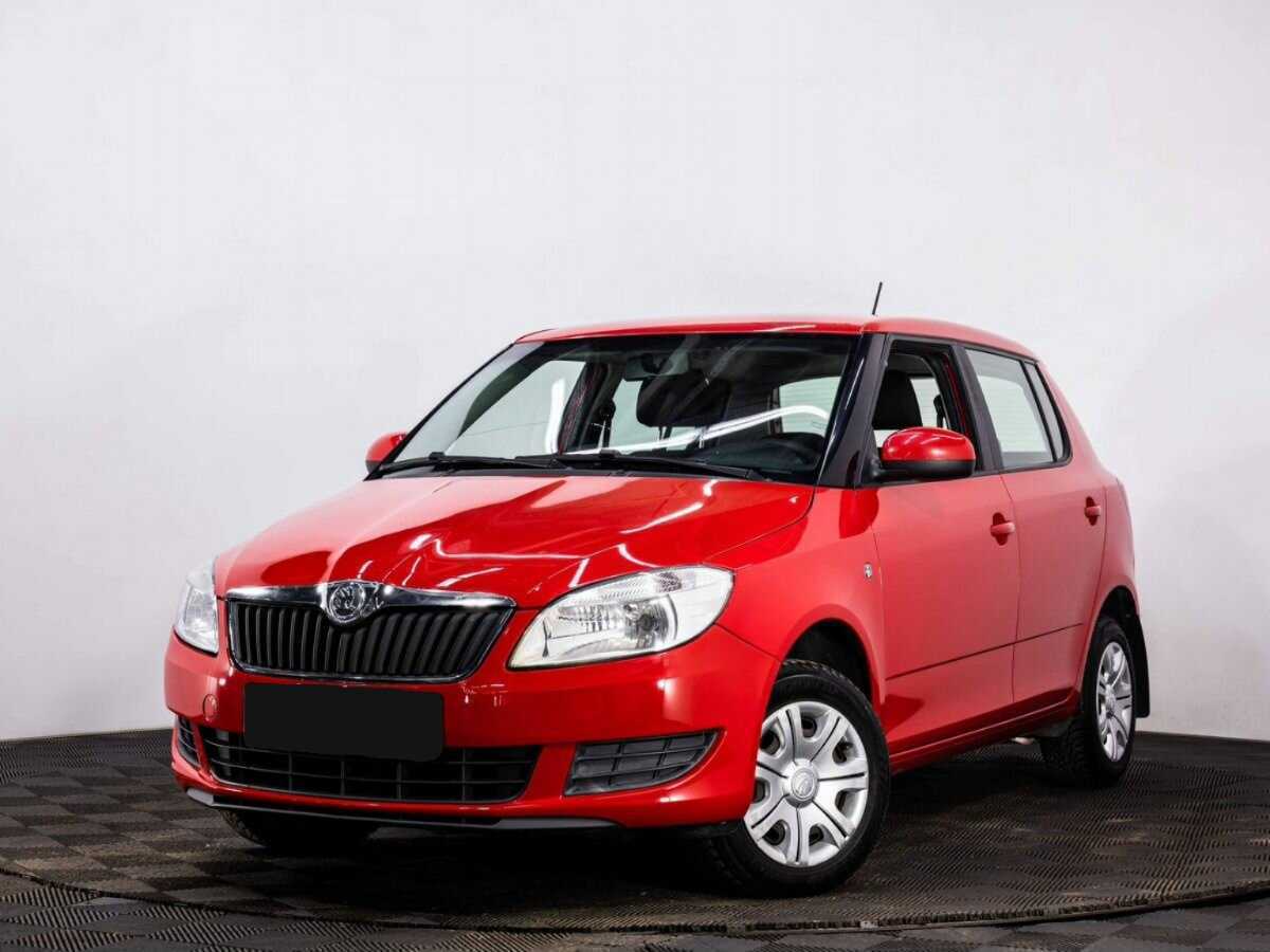 Skoda Fabia б/у, 2013, Механическая. Фото: #0