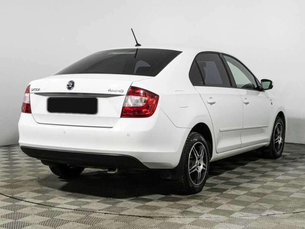 Skoda Rapid б/у, 2016, Автоматическая. Фото: #4