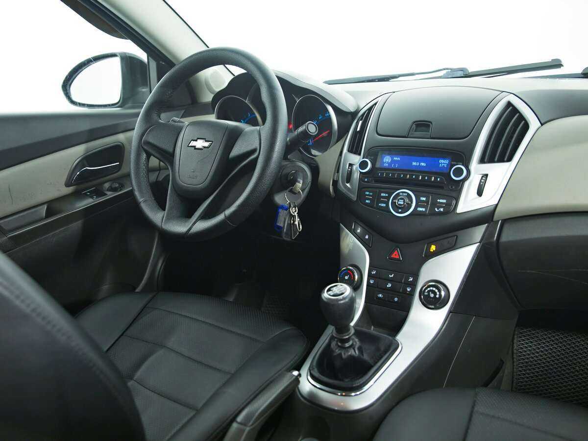 Chevrolet Cruze б/у, 2013, Механическая. Фото: #14
