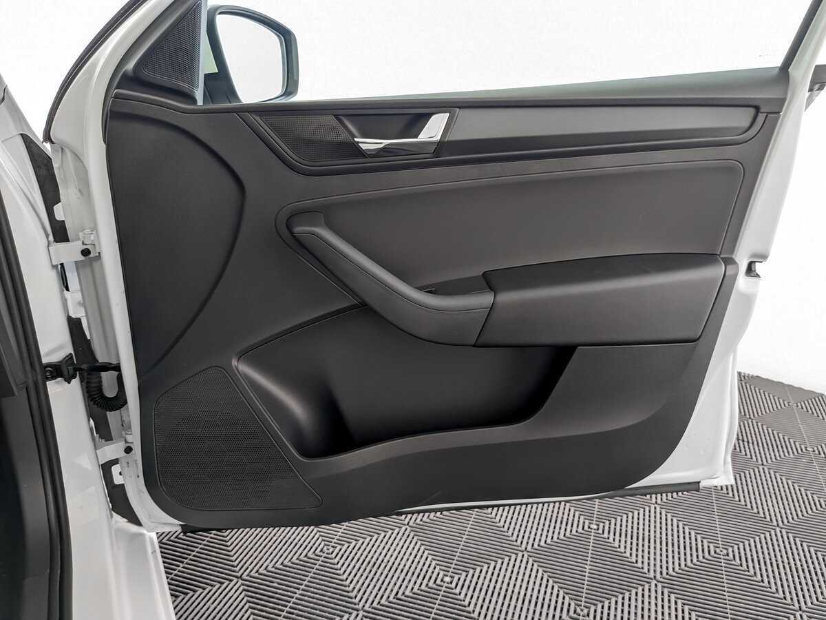 Skoda Rapid б/у, 2021, Автоматическая. Фото: #19