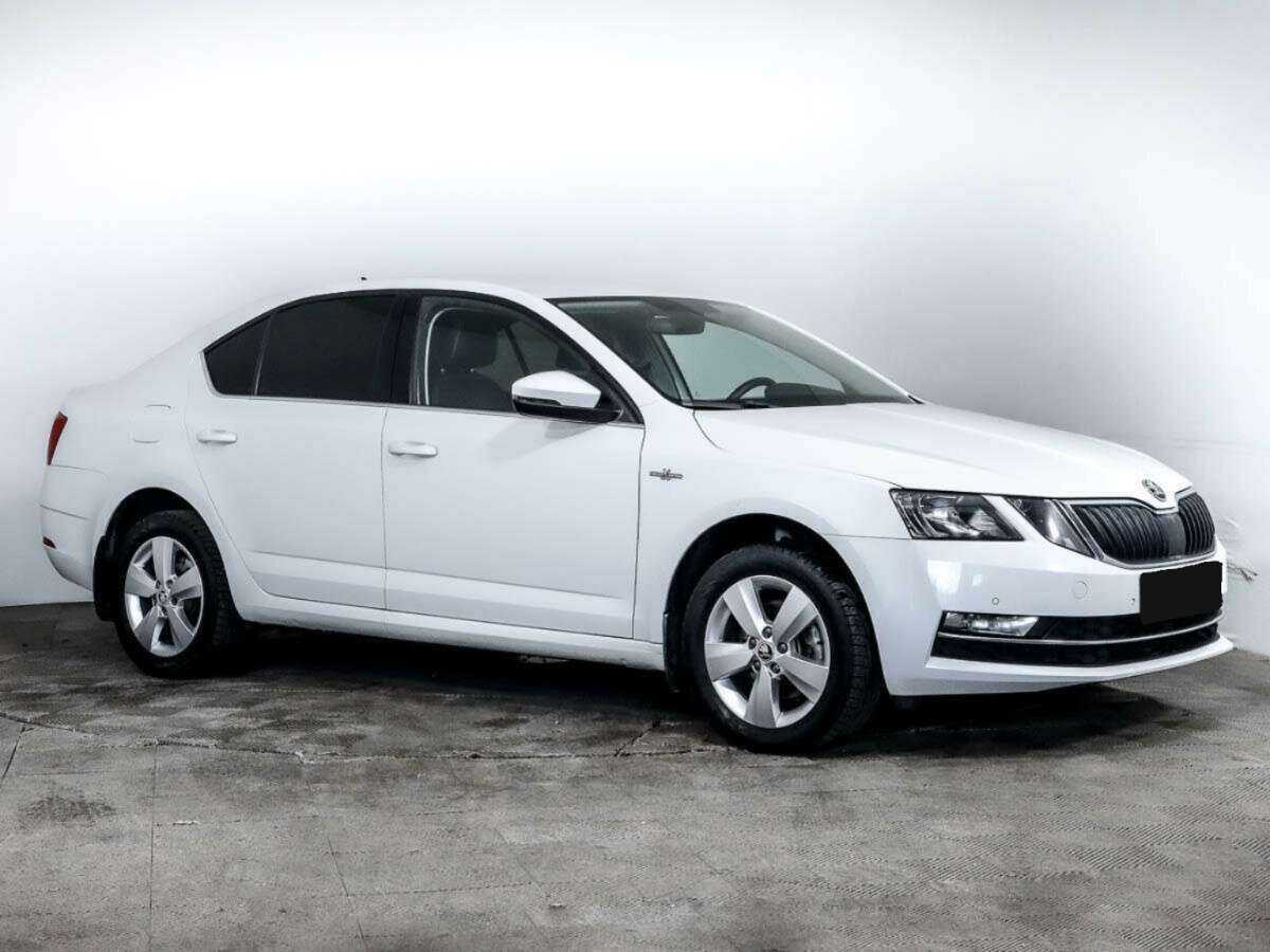 Skoda Octavia б/у, 2020, Роботизированная. Фото: #2