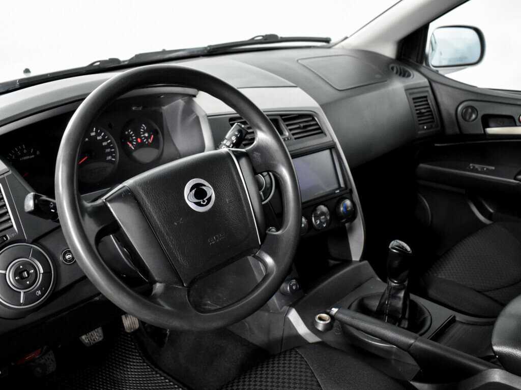 SsangYong Kyron б/у, 2012, Механическая. Фото: #8