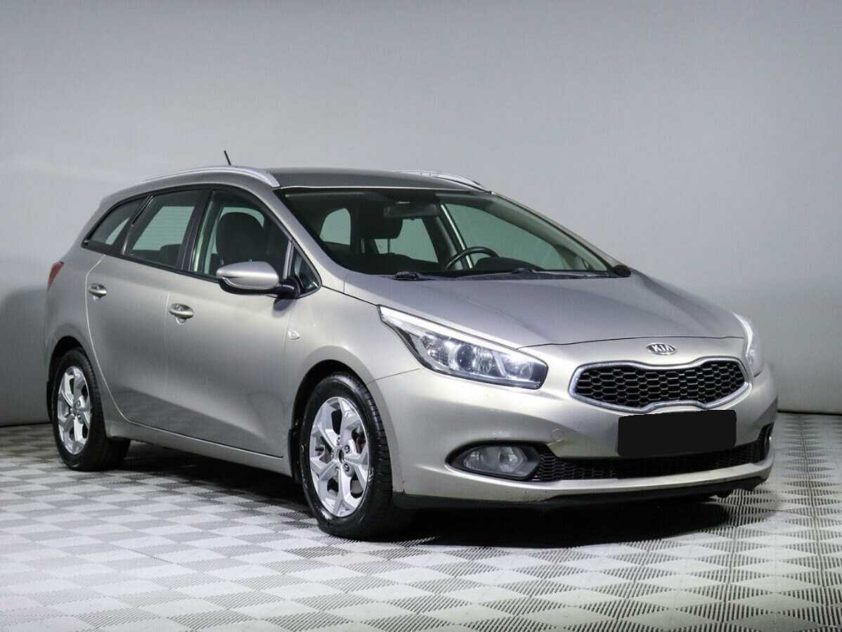 Kia Ceed б/у, 2013, Автоматическая. Фото: #2