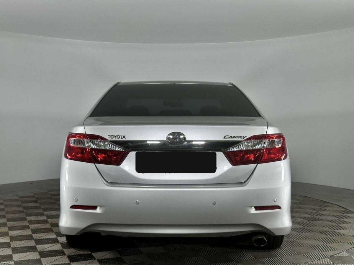 Toyota Camry б/у, 2014, Автоматическая. Фото: #3