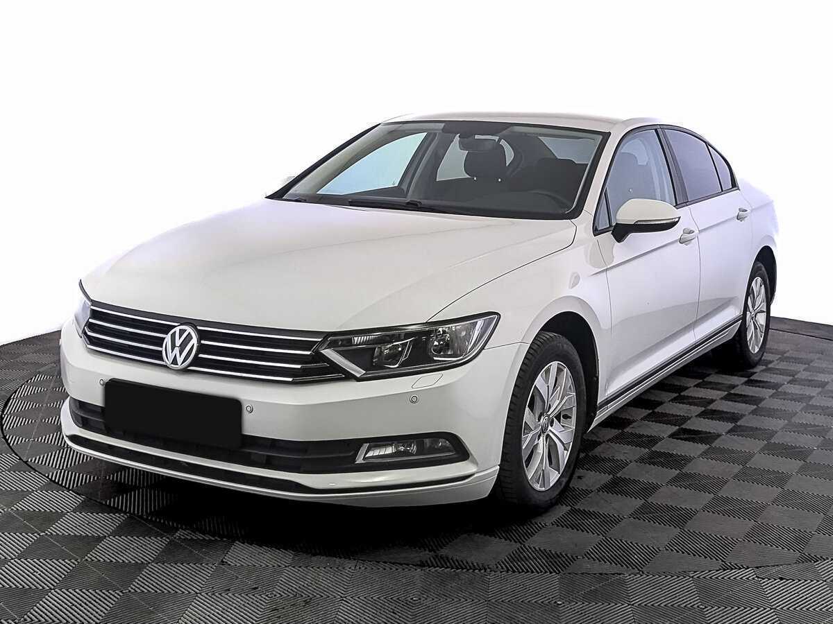 Volkswagen Passat б/у, 2017, Роботизированная. Посмотреть фото