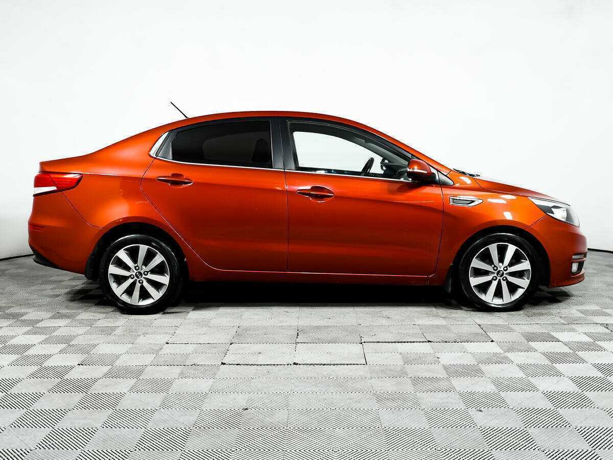 Kia Rio б/у, 2015, Автоматическая. Фото: #2