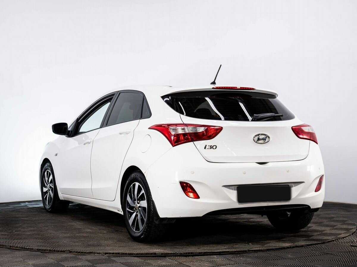 Hyundai i30 б/у, 2013, Автоматическая. Фото: #3