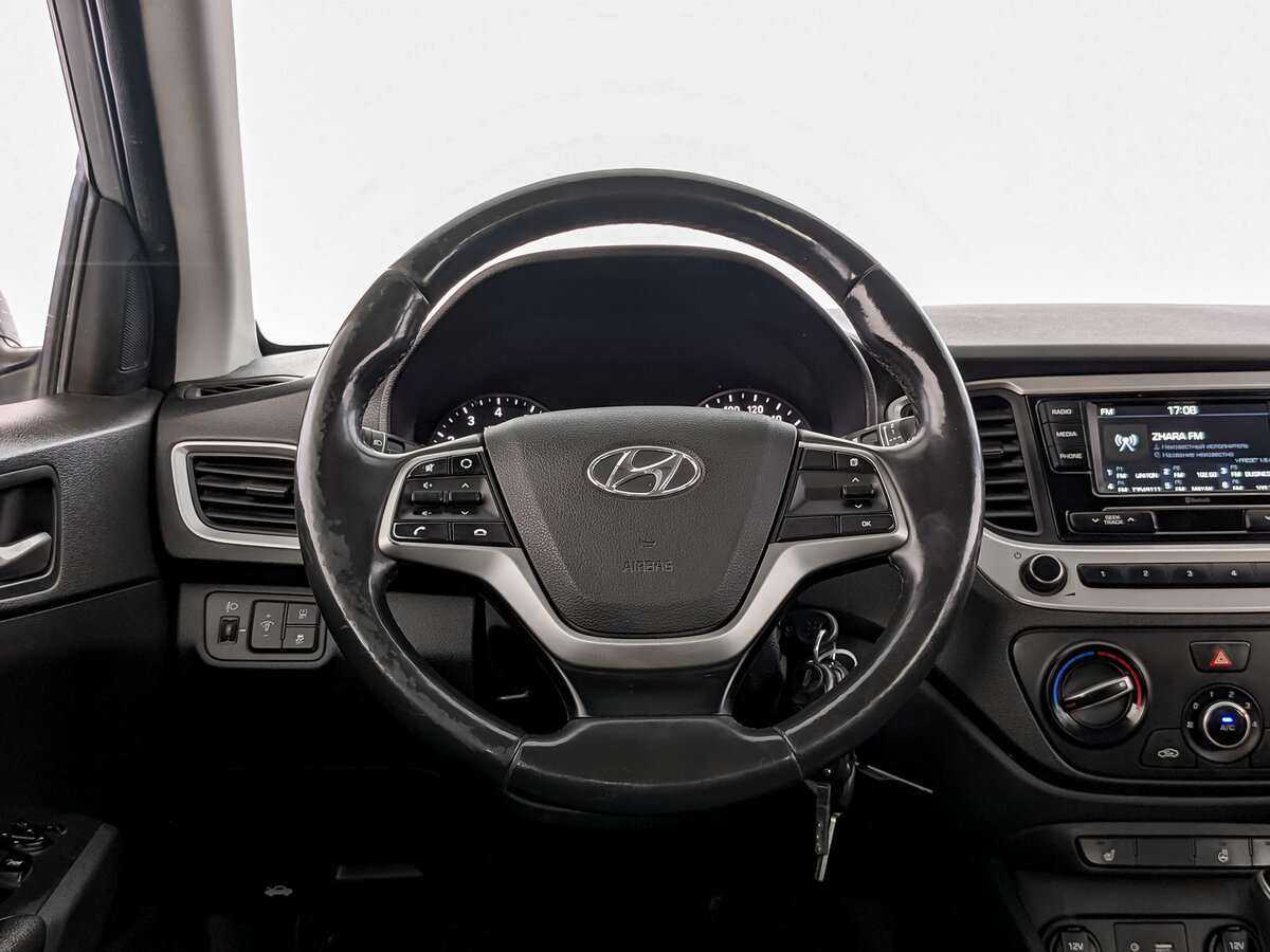 Hyundai Solaris б/у, 2018, Автоматическая. Фото: #20