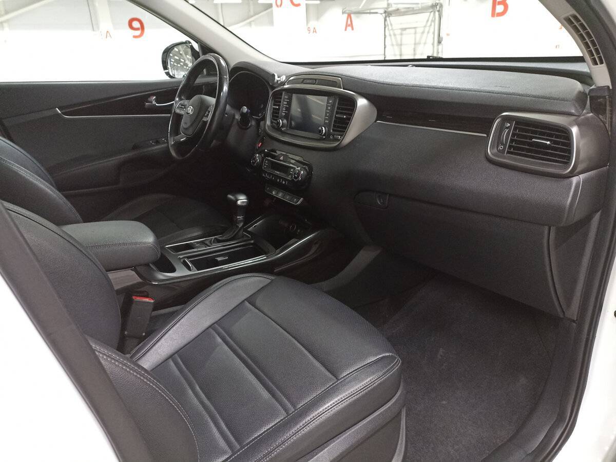 Kia Sorento б/у, 2018, Автоматическая. Фото: #10