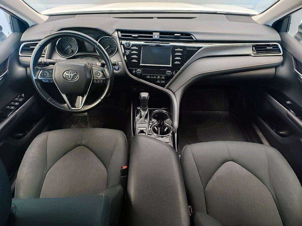Toyota Camry б/у, 2018, Автоматическая. Фото: #8