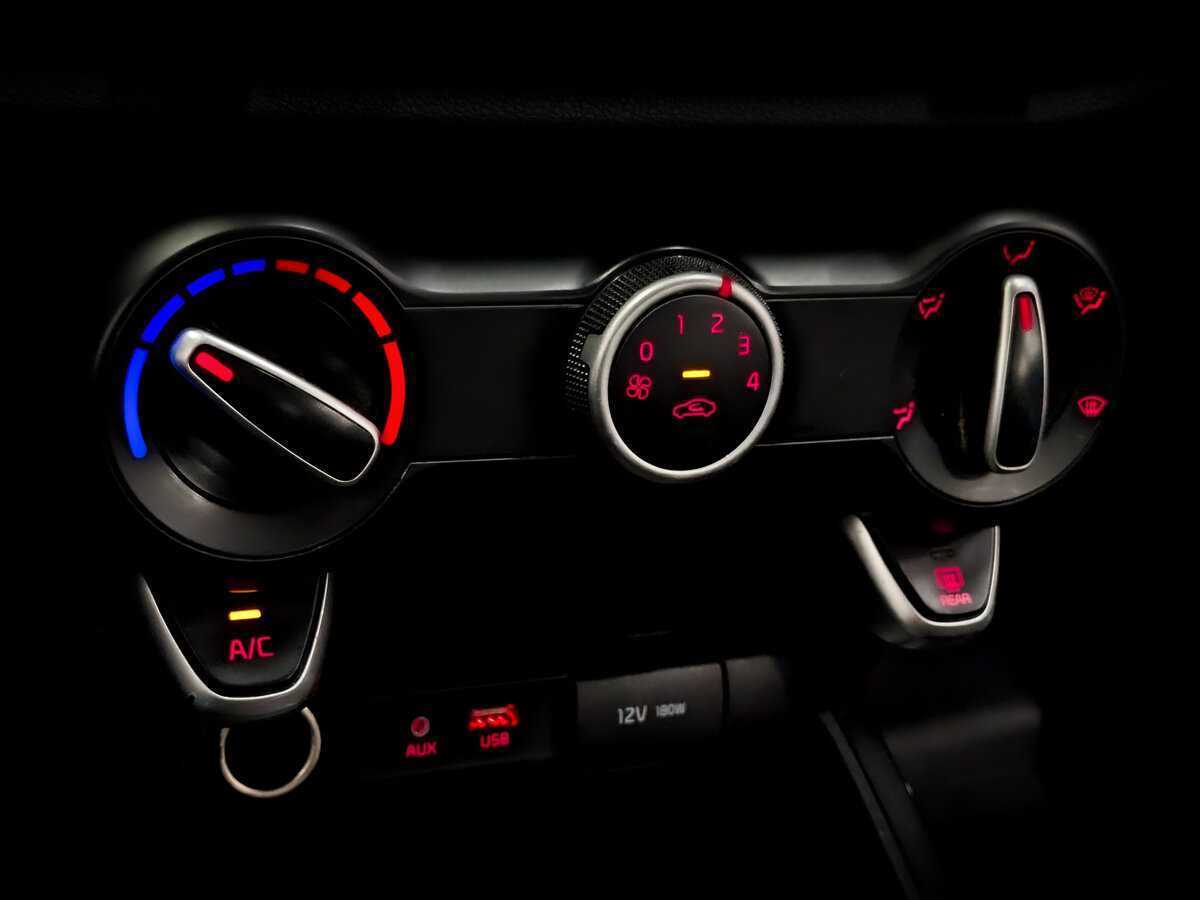Kia Rio б/у, 2020, Автоматическая. Фото: #22