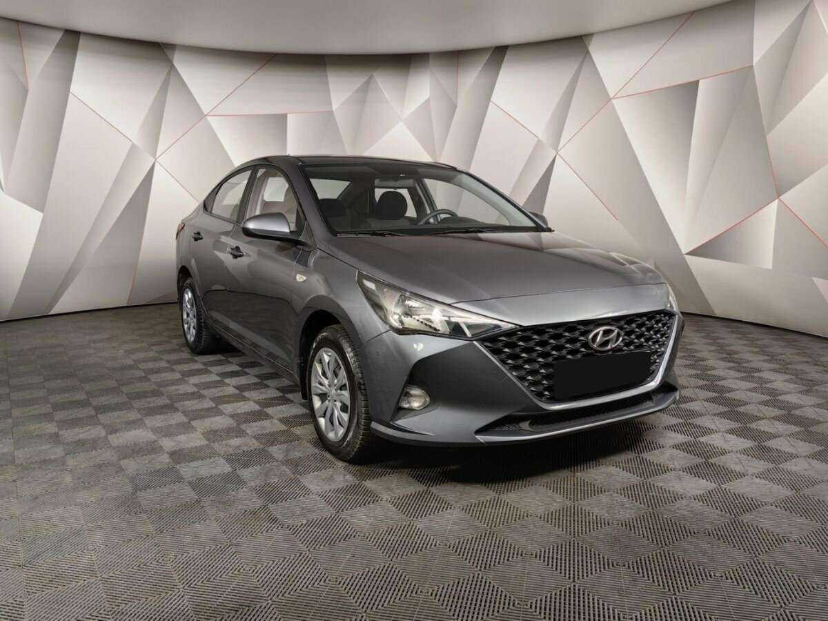 Hyundai Solaris б/у, 2022, Автоматическая. Фото: #2