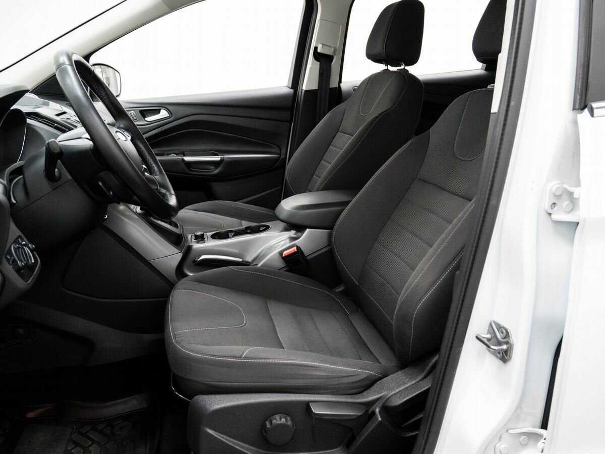 Ford Kuga б/у, 2015, Автоматическая. Фото: #13