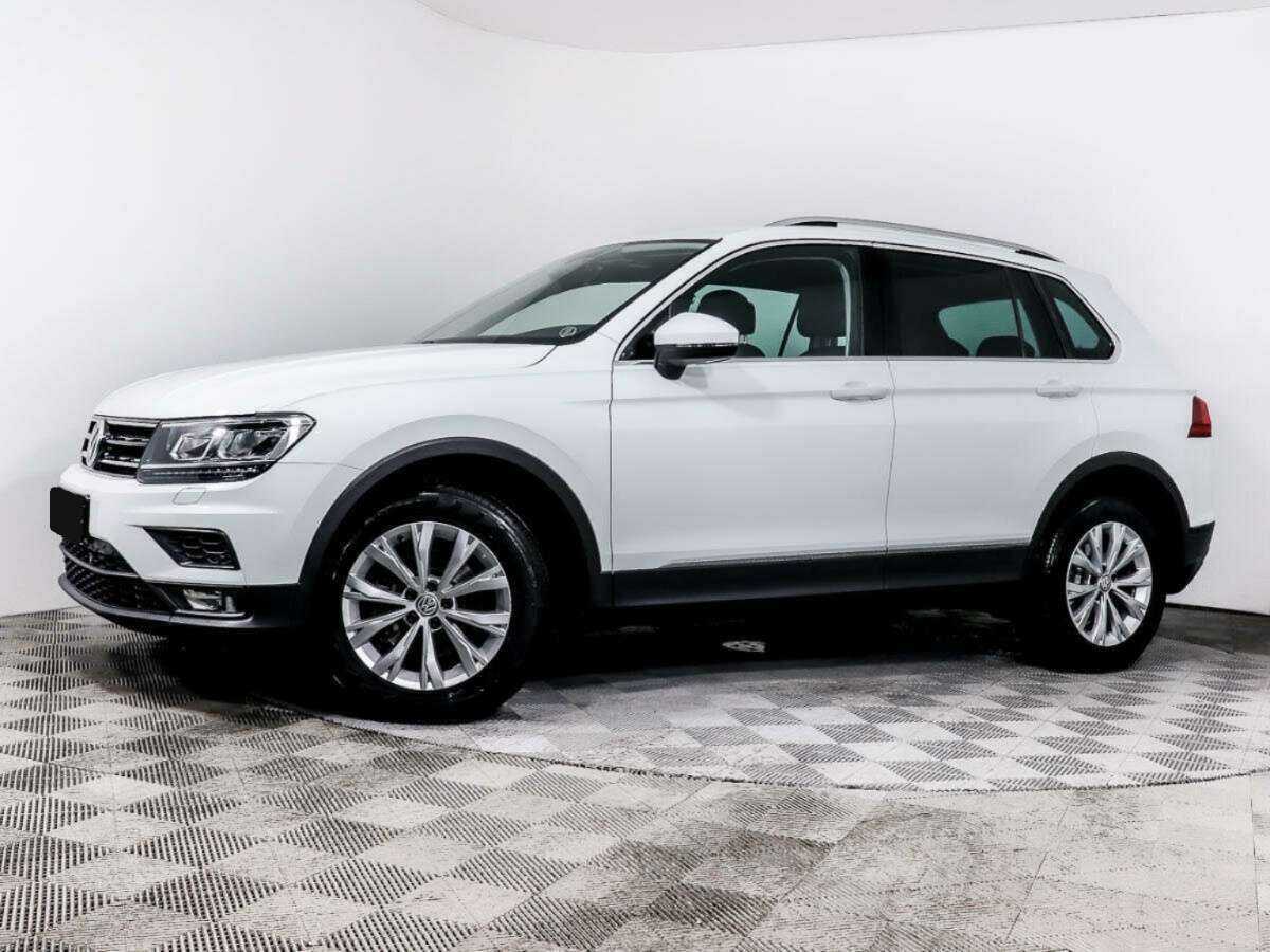 Volkswagen Tiguan б/у, 2017, Роботизированная. Посмотреть фото