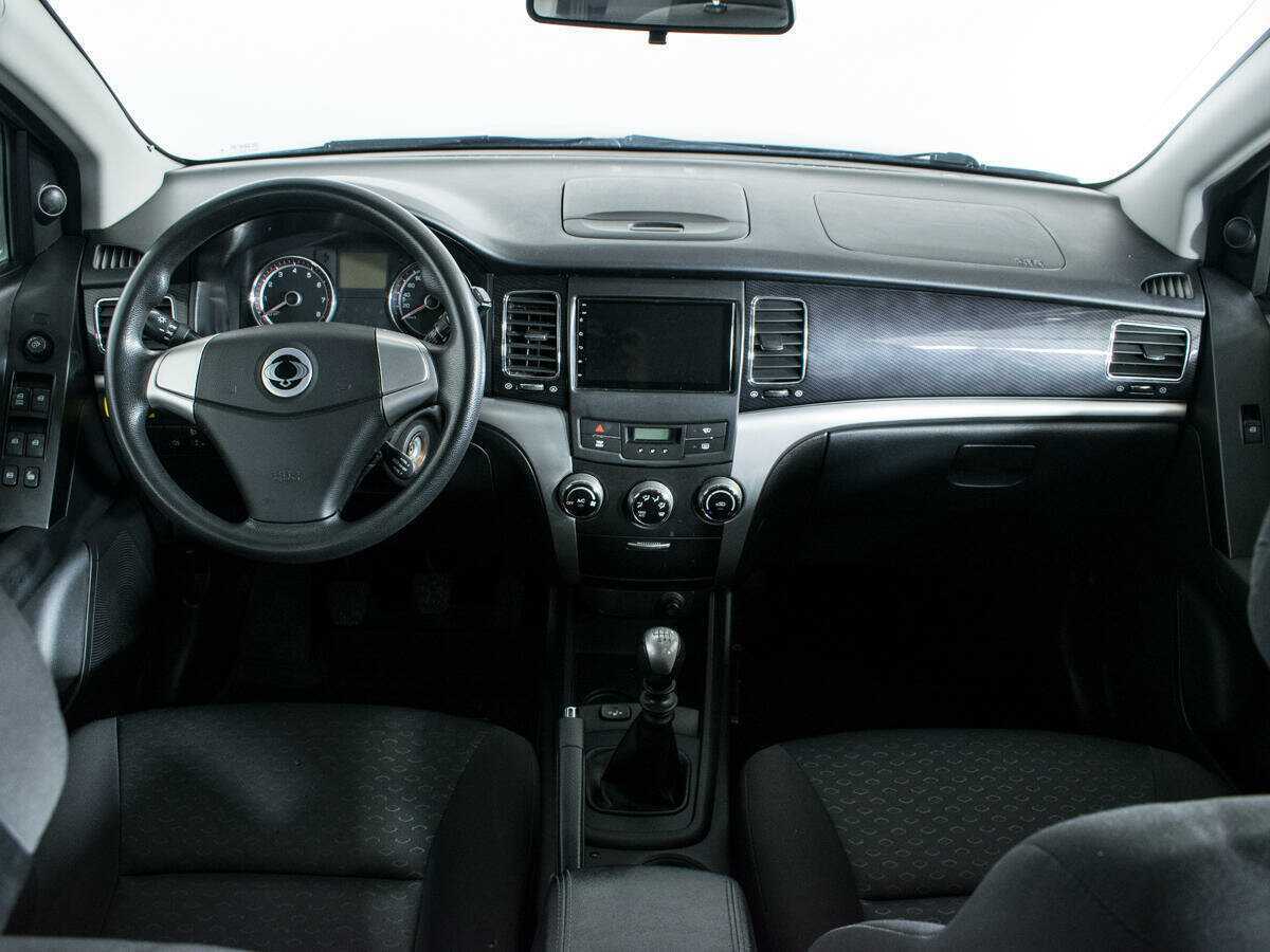 SsangYong Actyon б/у, 2013, Механическая. Фото: #9