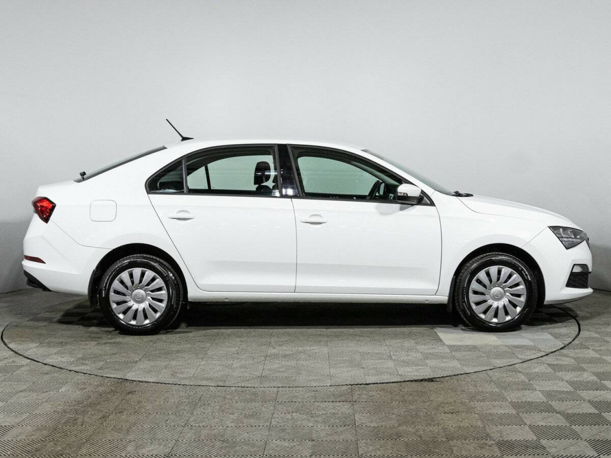 Skoda Rapid б/у, 2022, Автоматическая. Фото: #3
