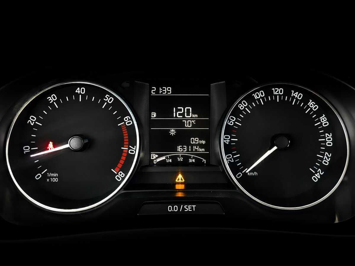 Skoda Rapid б/у, 2017, Механическая. Фото: #12