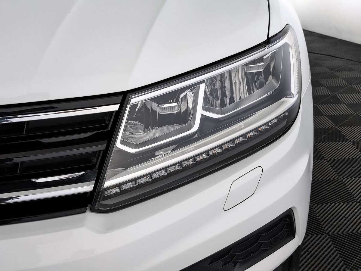 Volkswagen Tiguan б/у, 2020, Роботизированная. Фото: #10