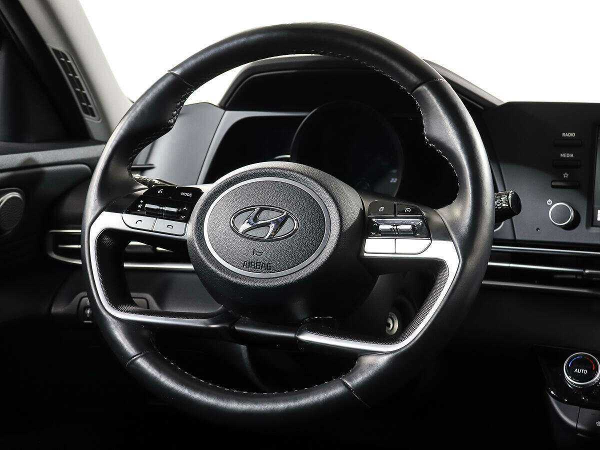 Hyundai Elantra б/у, 2021, Автоматическая. Фото: #13