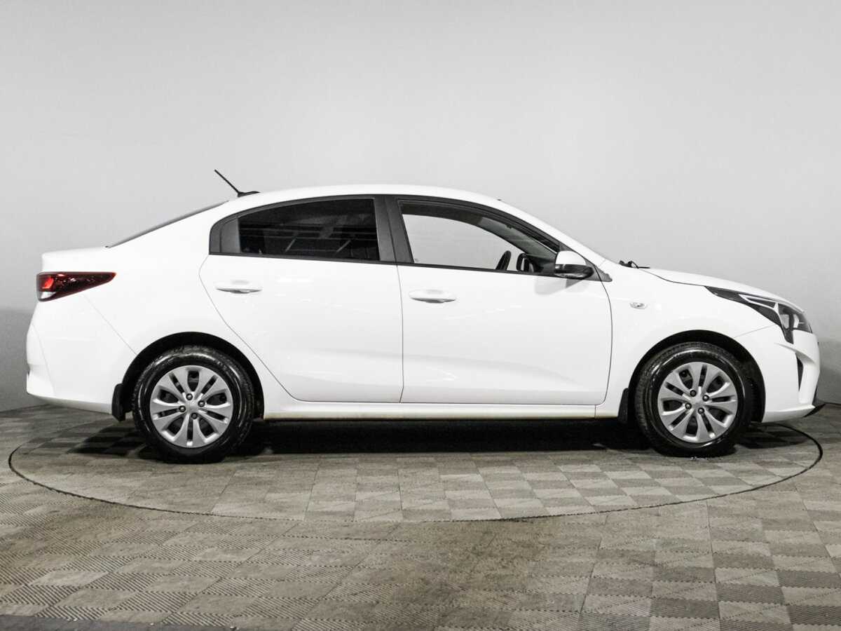 Kia Rio б/у, 2021, Автоматическая. Фото: #3