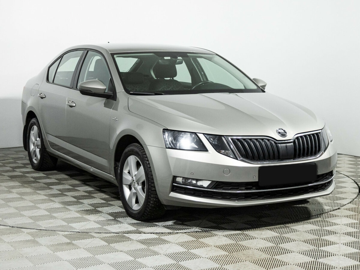 Skoda Octavia б/у, 2019, Роботизированная. Фото: #2